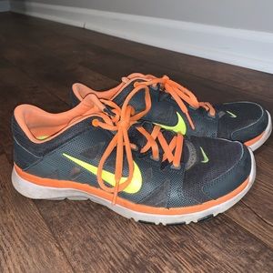 Women’s Nike Shoe